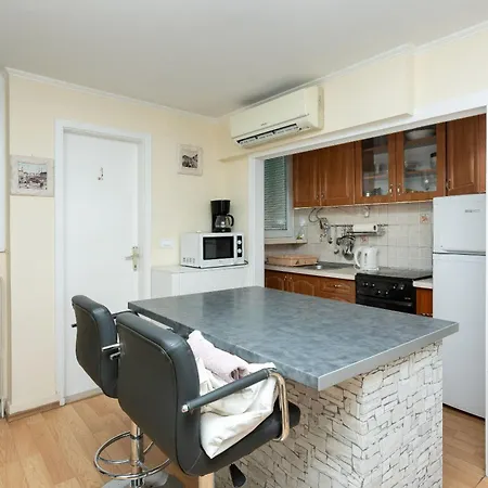 Maria Apartman *